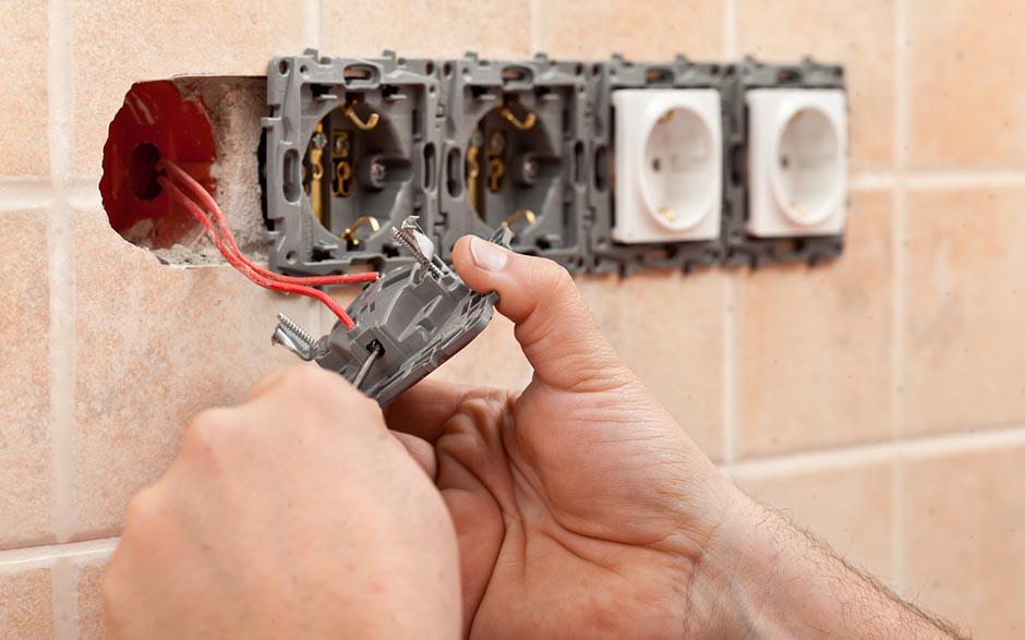 travail électricien Épône